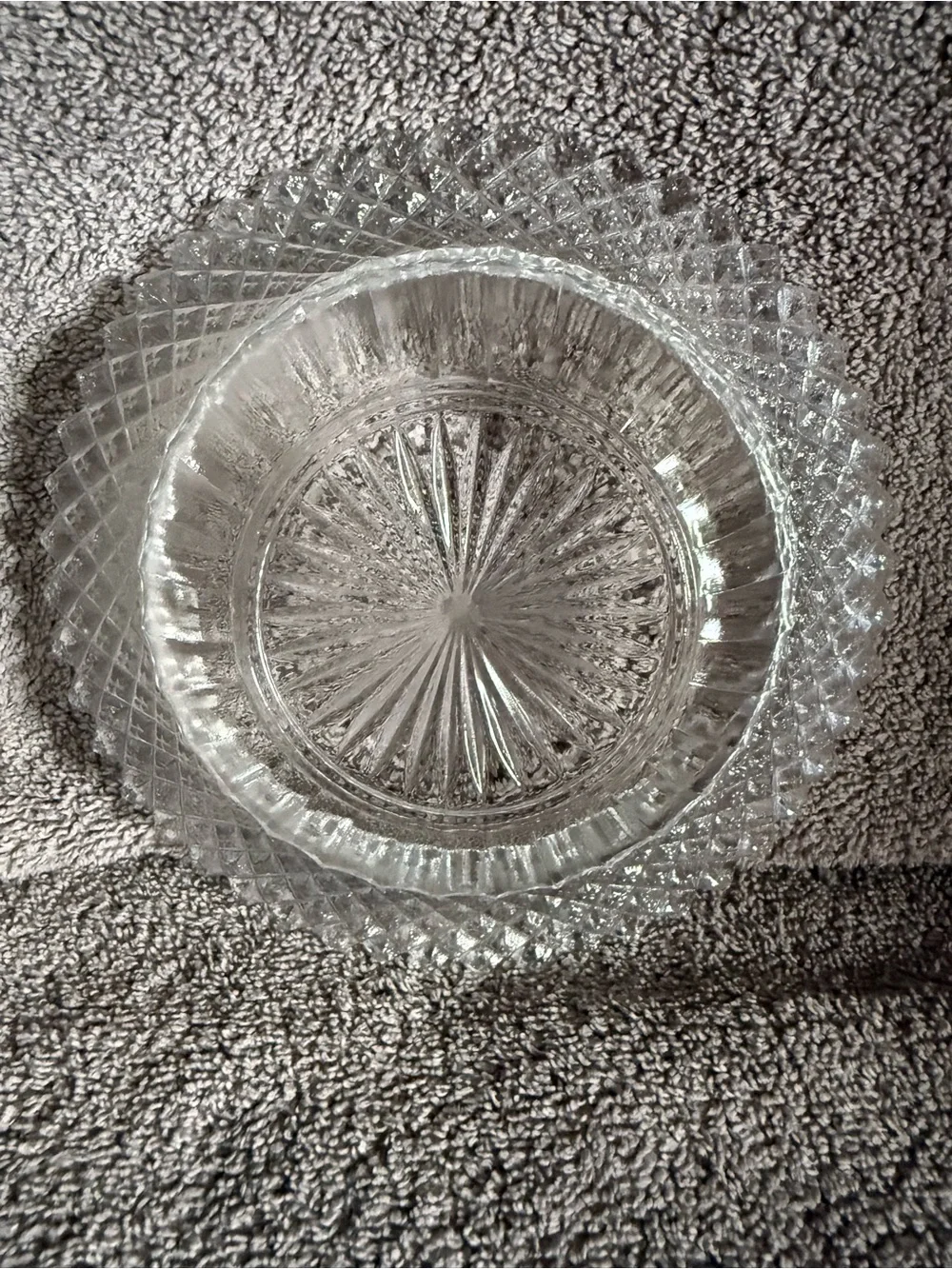 Anchor Hocking Clear Cut-Glass Serving Bowl